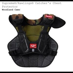 Supreme catcher vest